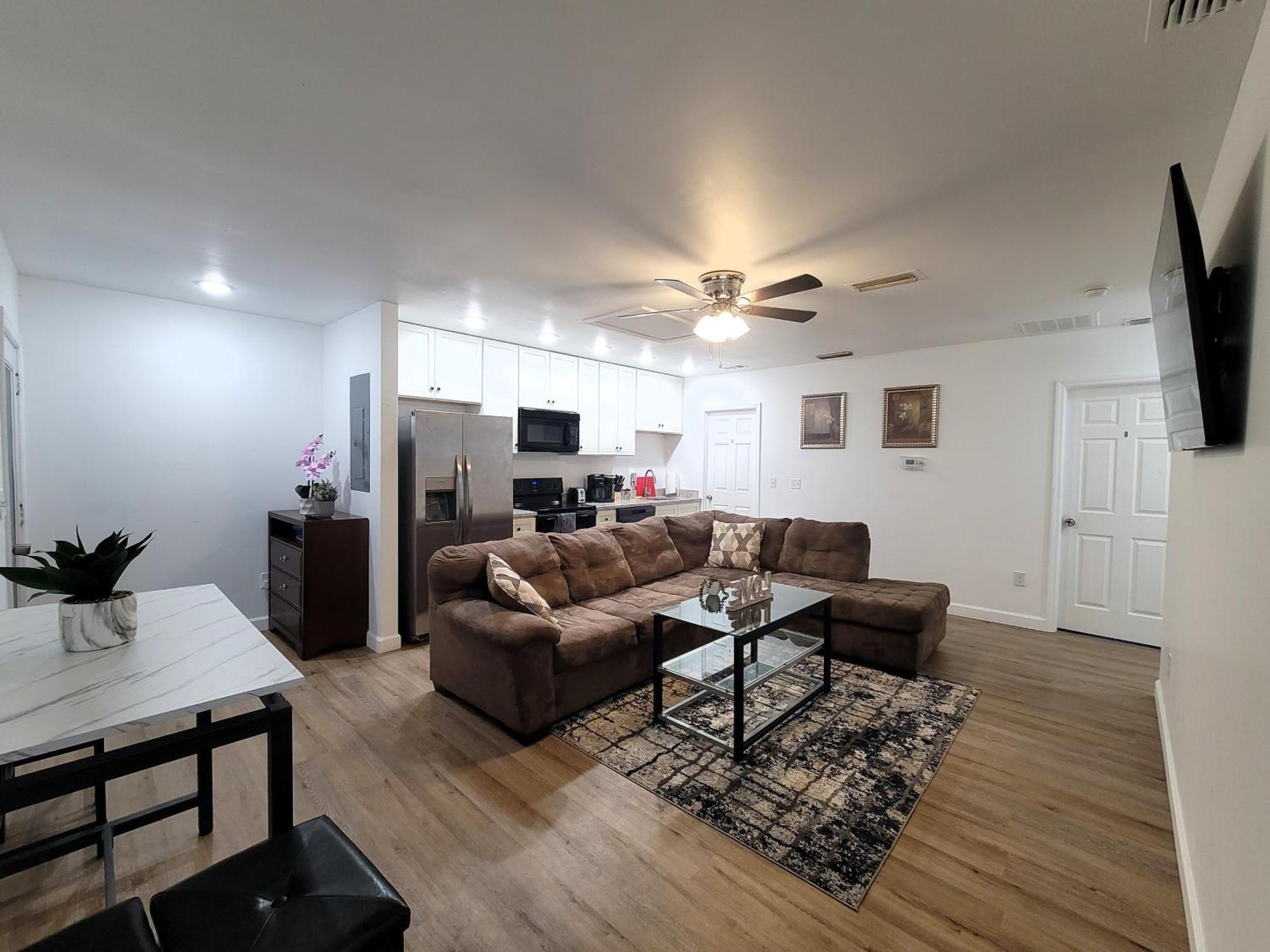 One Room In A Renovated Duplex House Near Fsu Tallahassee Exteriér fotografie